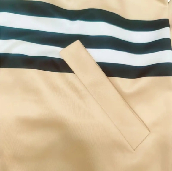 NIP Gorgeous Designer Jacket ๐ - Picture 4 of 5